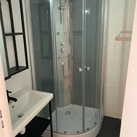 Appartamento Superbe 4 Chambres, Vue Degagee.
